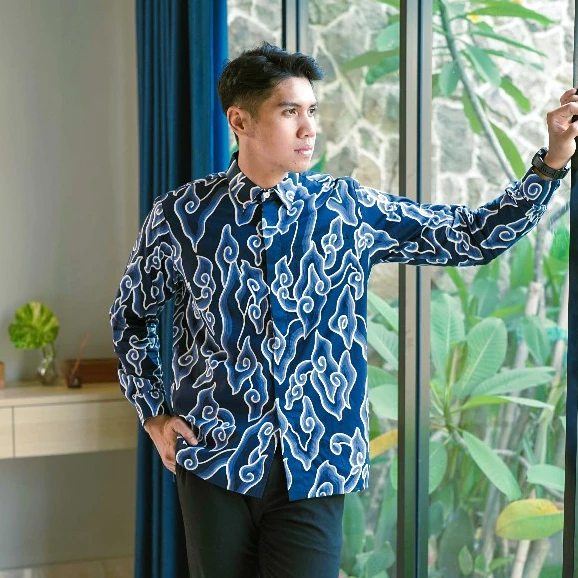 Kemeja Batik Motif Mega Mendung Birawa Premium