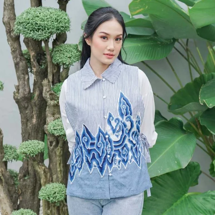 Vest Batik Tulis Premium Mega Mendung Rosemarie